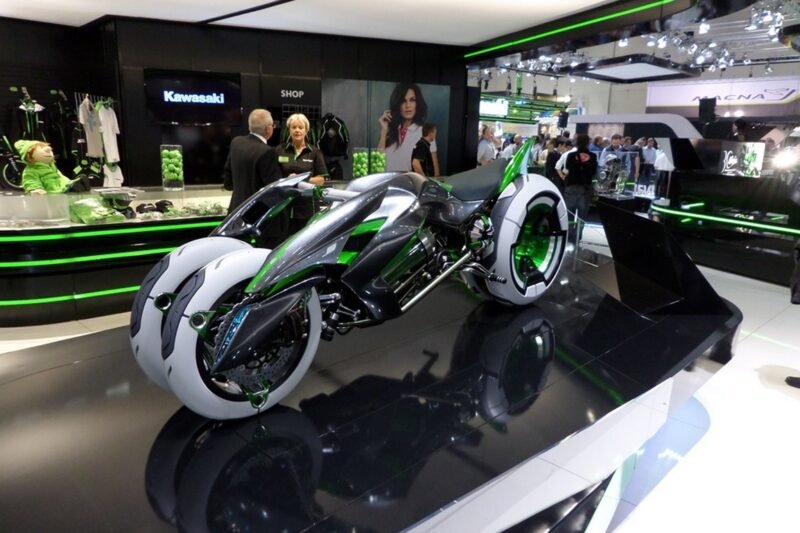 Mengupas Perkembangan Otomotif Indonesia: Antara Elektrifikasi, Inovasi Lokal, dan Tantangan Global
