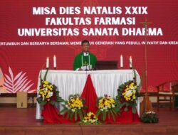 Revolusi Farmasi: Inovasi, Tantangan, dan Masa Depan Kesehatan Global