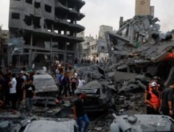 Baik, mari kita susun sebuah artikel informatif tentang konflik internasional dengan gaya bahasa semi-formal dan mudah dipahami.